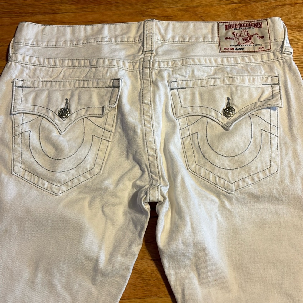 TRUE RELIGION JEANS!